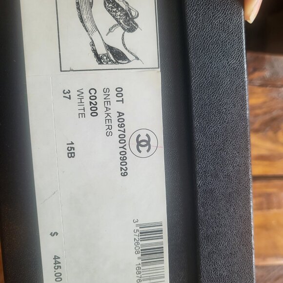 Chanel sneakers with box - Picture 7 of 7